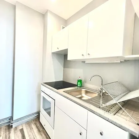 Cinquantenaire Apartment