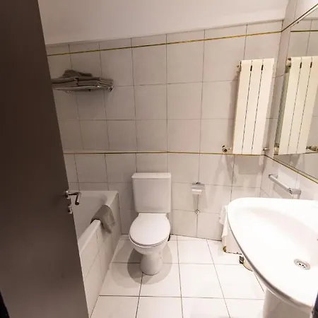 Residence-hotel Le Quinze Grand Place Otel