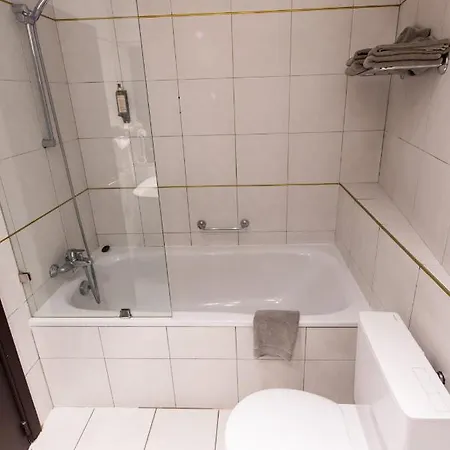 Residence-hotel Le Quinze Grand Place Otel *