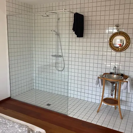 1 Chambre Meublé Et Terrasse à 10 Min Du Centre De Apartamento *