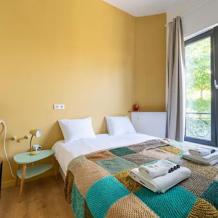 Charming Near Avenue Louise Appartement