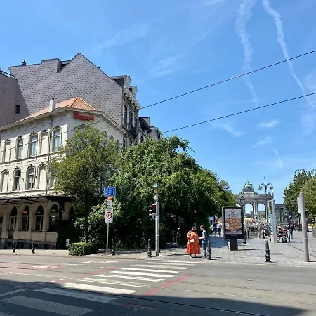 Cinquantenaire Apartment Brussels