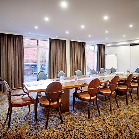 ホテル ジ オーギュスタン