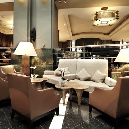 Radisson Collection Grand Place Hotel 5*