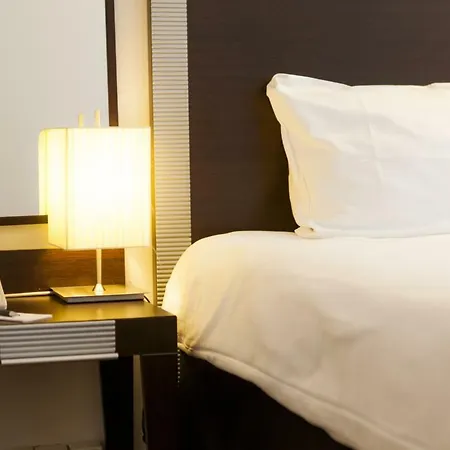 Progress Hotel 4*
