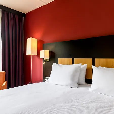 A&o Centrum Hotell 4*