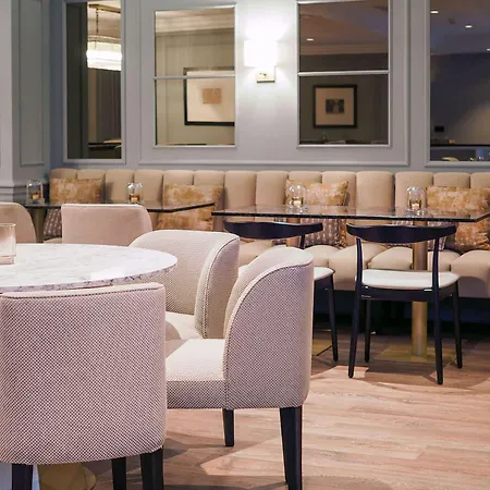 Hotel Avenue Louise Trademark Collection By Wyndham 4*
