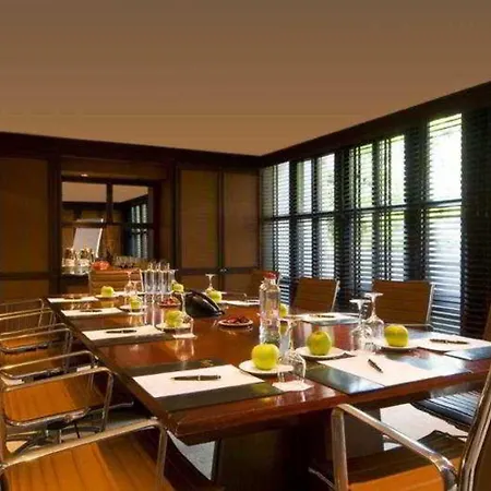 Barsey By Warwick Hotel