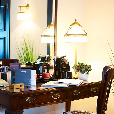 Hotell Barsey By Warwick 4*