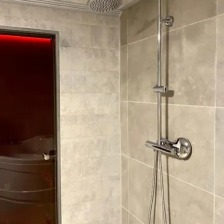 شقة Superbe Pres De Avec Prive *