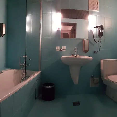 Le Chantecler Hotel 2*