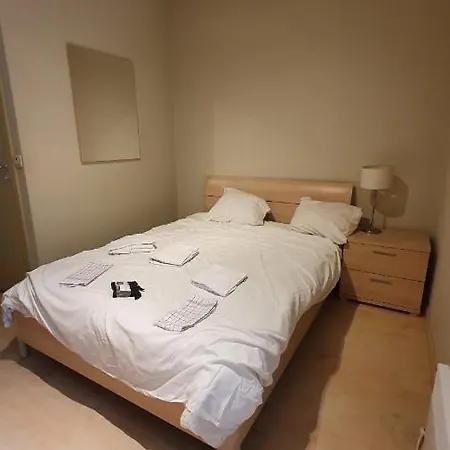 Minimal - Flat Ej Centre