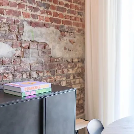 Bricklane Flats Apartment