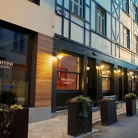 Hotel Latroupe Le Berger Saint-Gilles