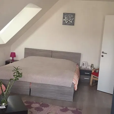 La Maison Du Soleil Bed & Breakfast 3*