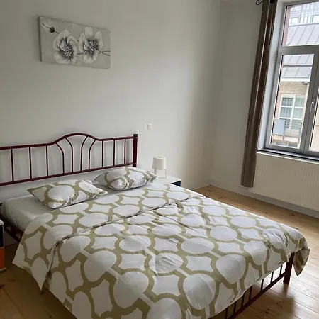 Modern Third Floor * Bruxelles