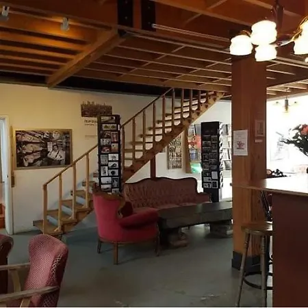 1 Chambre Meublé Et Terrasse à 10 Min Du Centre De Bruxelas