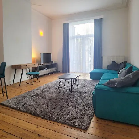 Louise Apartment *