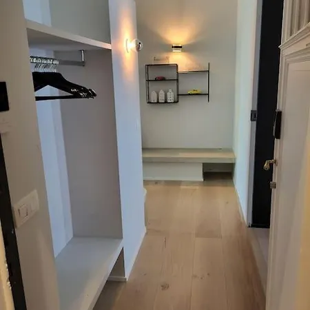 Comfortable Flat Close To Flagey Appartement