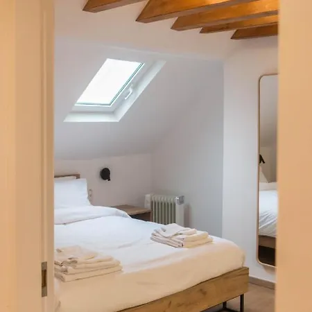 Quartier Louise Apartment