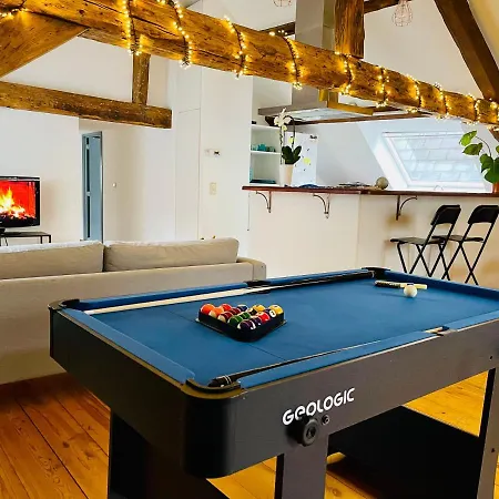 Down Town Spacious Loft With Private Parking * Brussels