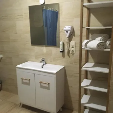 Albert Hotel 2* Βρυξέλλες