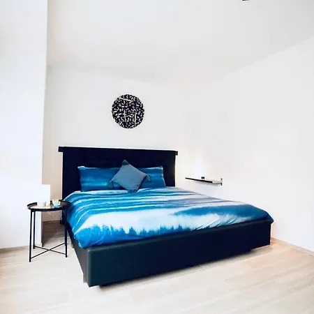 Palace Expo Апартаменты Брюссель