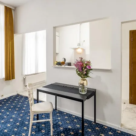 Apartment Argonne Gare Du Midi 29
