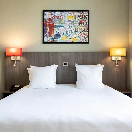Hotel Alma Grand Place 3*