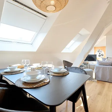 Place Du Grand Sablon Apartamento *