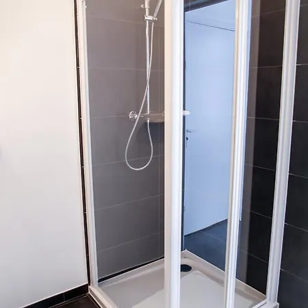 Tracotel Отель Брюссель