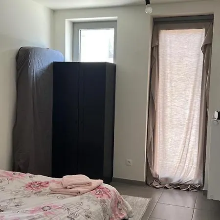 A Great One Bed Flat Special Number 98 Bruxelles