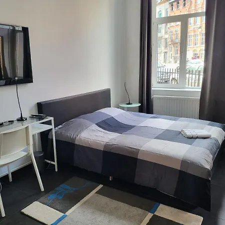 Studio Spacieux - Quartier Europeen Guest house