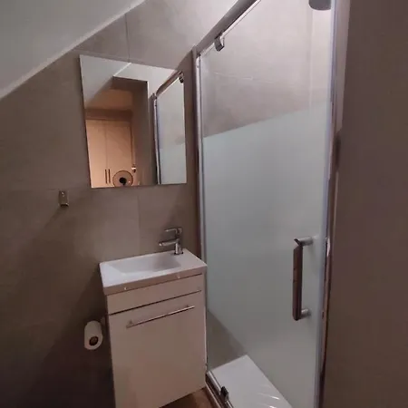 Quartier Louise Apartment