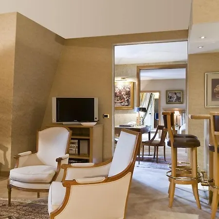 Warwick Grand-place Ξενοδοχείο 4*