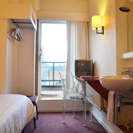 Hotel Queen Anne 3*