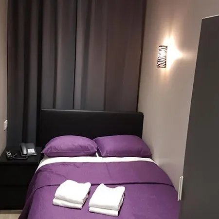 Center Hotel