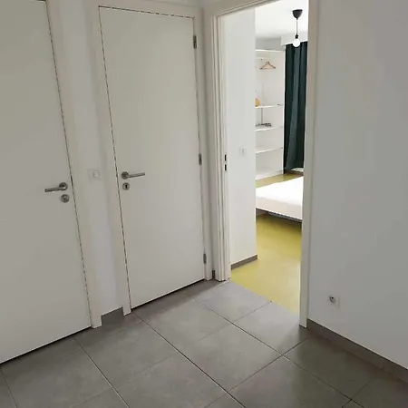 Chambre Avec Douche Prive 브뤼셀