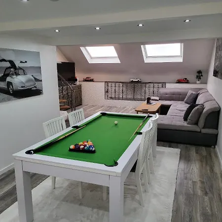 Duplex Elegant Situe A 1min De La Gare Du Nord * Bruksela
