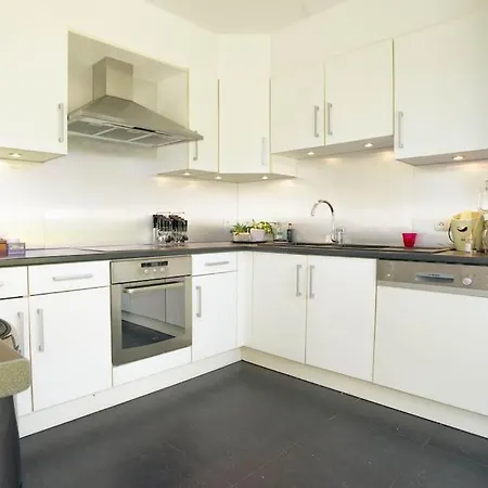 Tres Lumineux De 120m2 Appartamento