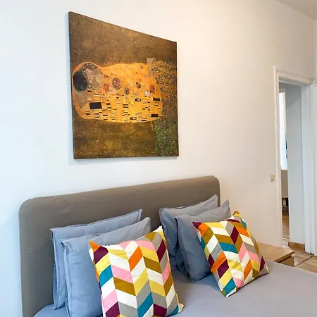 New Cozy In Porte De Hal *