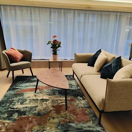 Bright & Cozy In Appartement