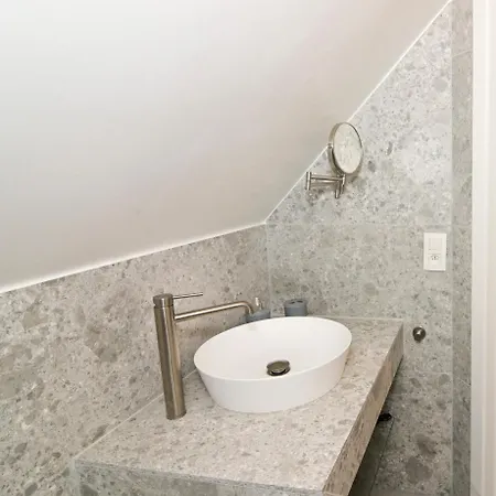 דירה Family Duplex Getaway - Perfectly Positioned For Adventures בריסל