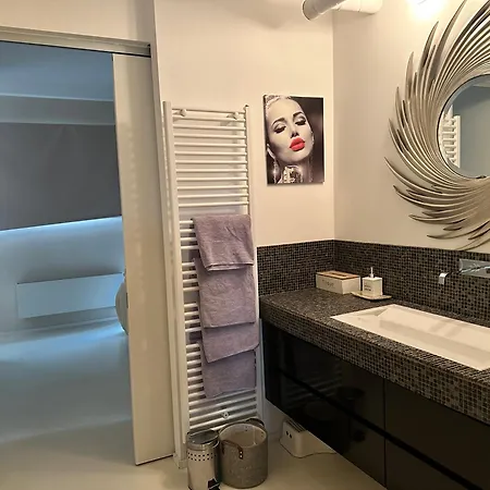 公寓 Beautiful Loft In The Center Of *