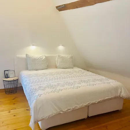 Апартаменты Charming Loft In Prime Location *