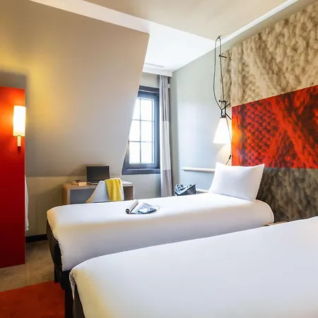 Отель Ibis Off Grand'place 3*