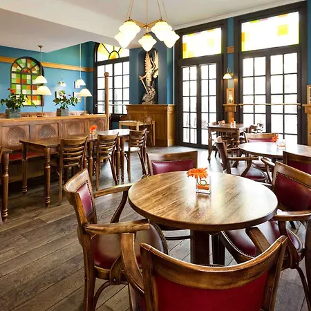 Ibis Off Grand'place Отель 3*