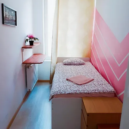 A Private For Backpacker Share Bathroom * Bruxelles