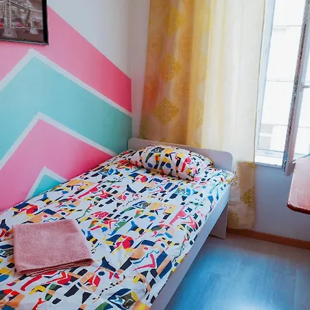 Appartement A Private For Backpacker Share Bathroom