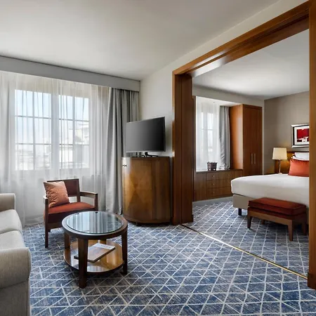 ホテル Warwick Grand-place 4*